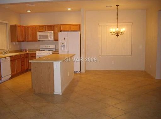 2nd image of 2833 Blythswood Sq