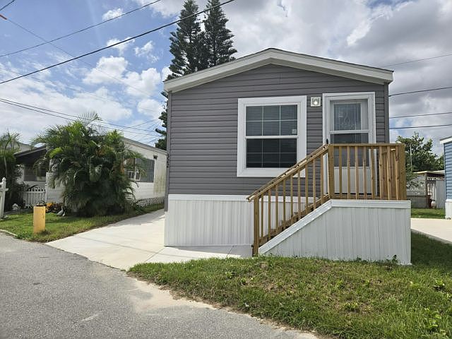 1st image of 3301 58th Ave N Lot 322