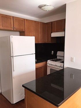 2nd image of 14225 37th Ave APT 8C