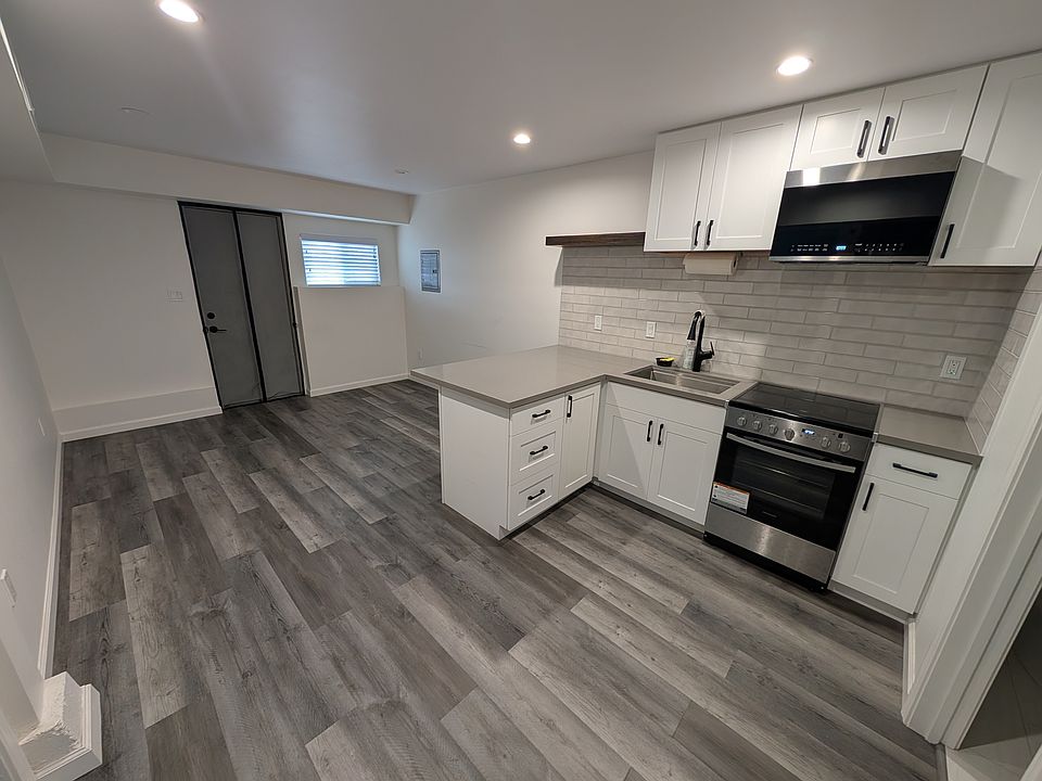 1st image of 601 Hickey Blvd