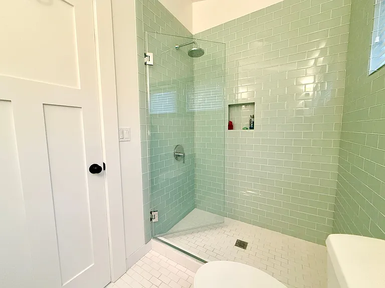251 San Pedro Ave — Photo 40