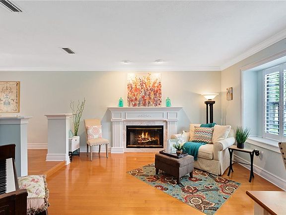 5th image of 1559 Francois Ct