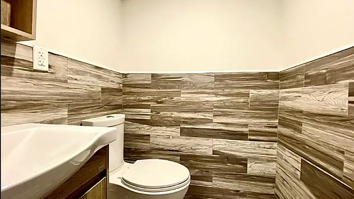 Rented by Nooklyn NYC LLC | media 16