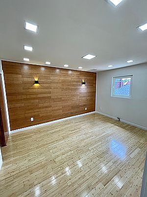 4th image of 2330 E 74th St Floor 2