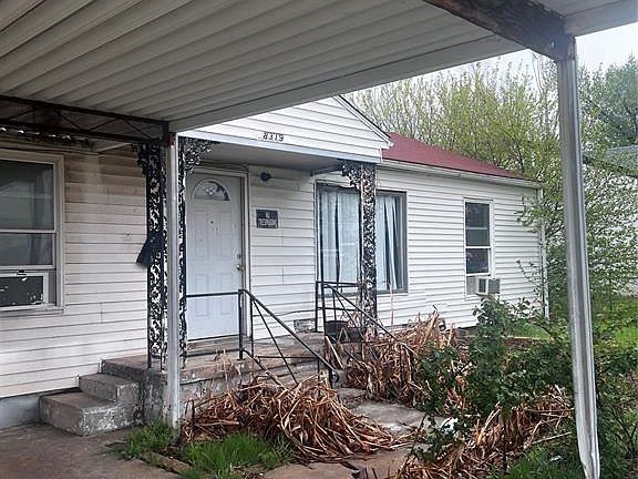 3rd image of 8319 NE 10th St