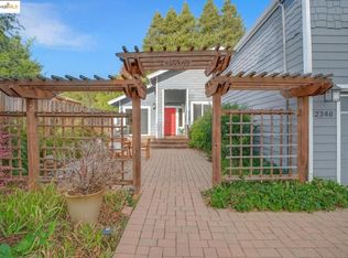 2380 Martinez Ct, Pinole, CA 94564