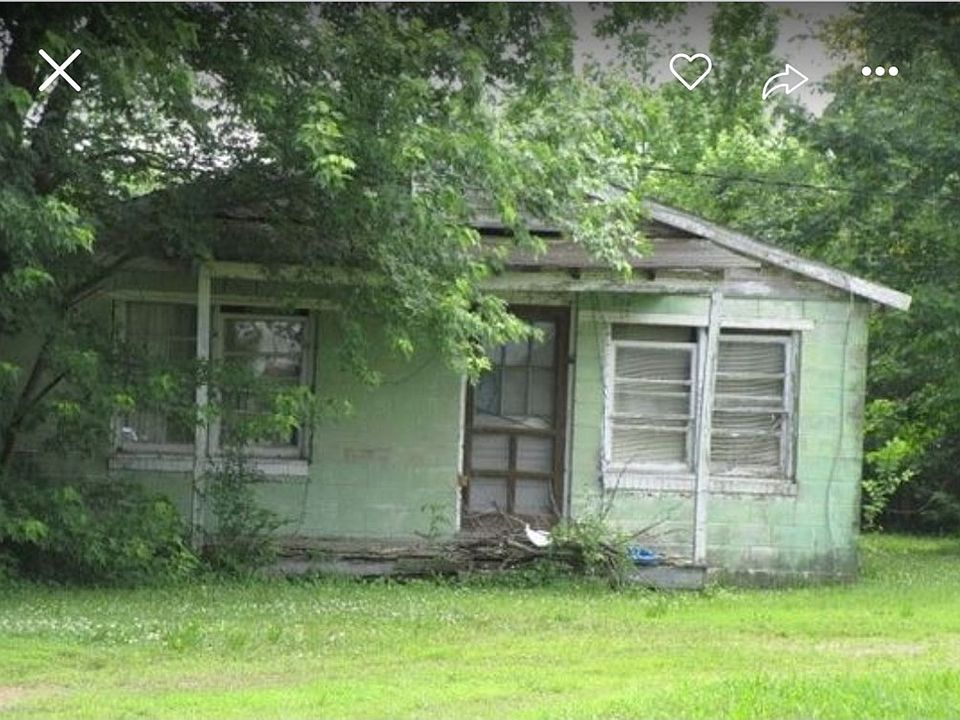 2nd image of 1011 State Highway 561 W