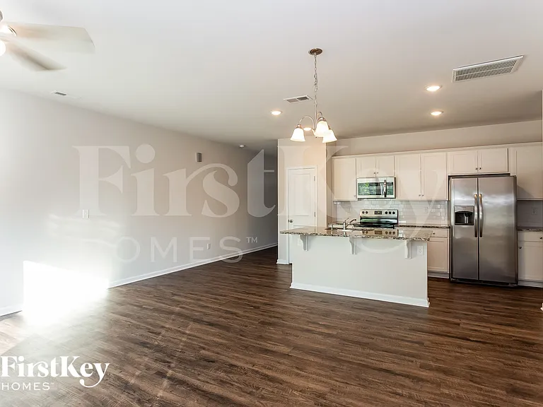10755 Rivergate Dr NW — Photo 6