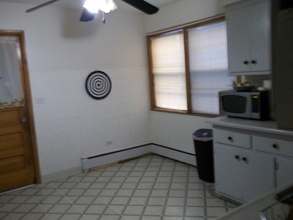 5th image of 4916 N Kilbourn Ave
