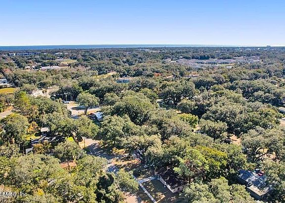 2nd image of 1283 NANTUCKET Avenue