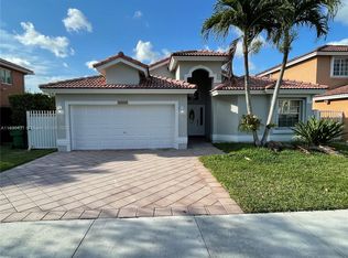 16469 SW 100th Ter, Miami, FL 33196