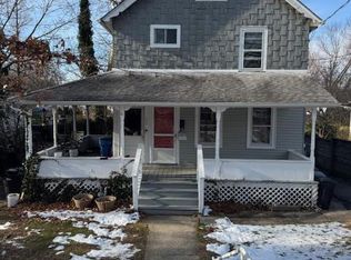 223 Park Ave, Huntington, NY 11743
