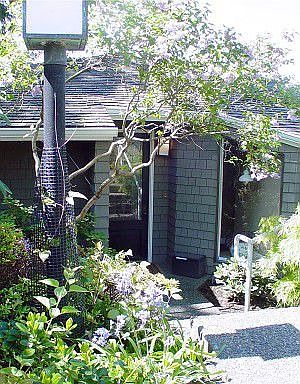 1st image of 6120 Madrona Dr NE
