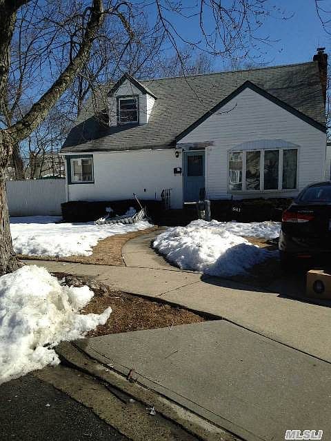 1st image of 841 Terry Ct
