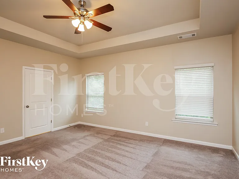 2119 Charcoal Ives Rd — Photo 8