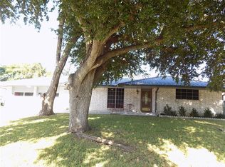 10718 Glenwood St, Corpus Christi, TX 78410