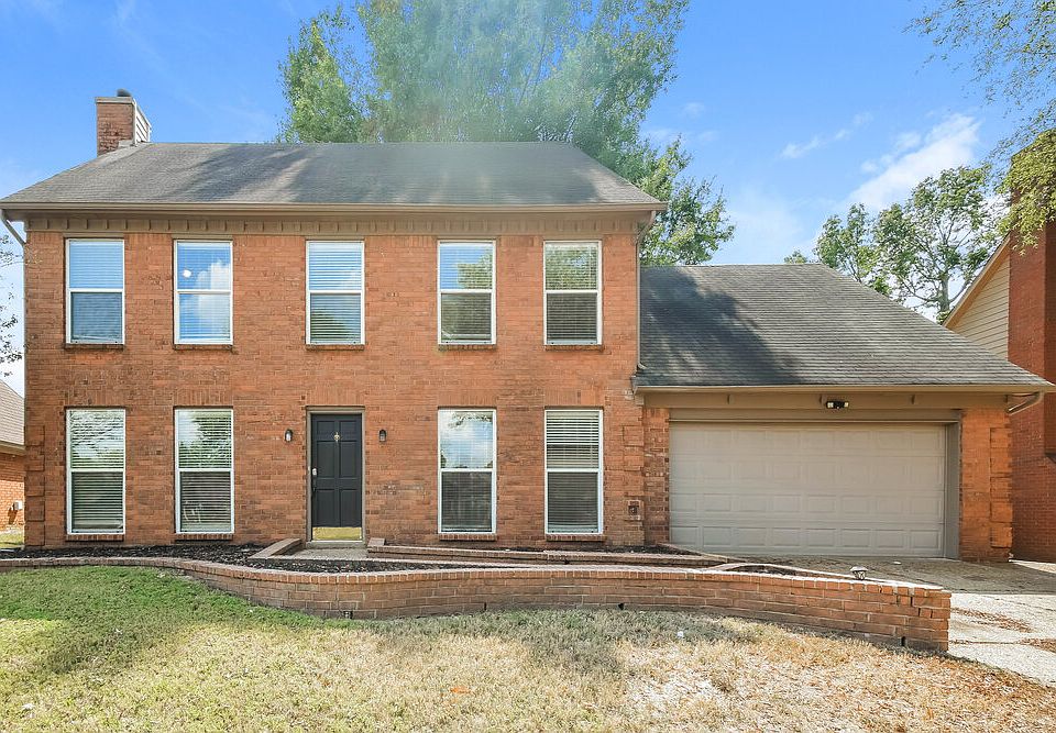 1st image of 8151 Cross Creek Ct