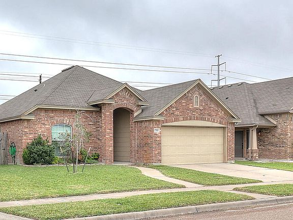 3rd image of 7701 Cattlemen Dr