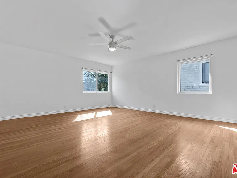 1801 Buckingham Rd — Photo 32