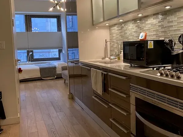 75 Wall Street image 1 of 13