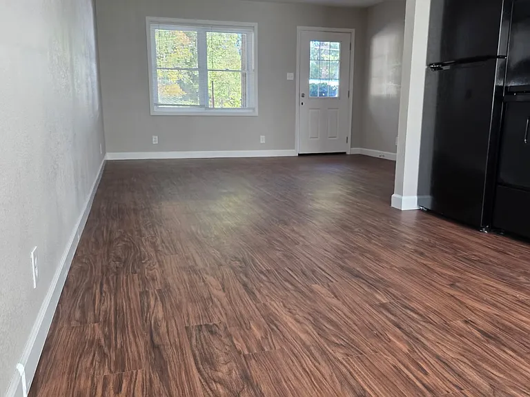 Cedar Pointe Apartments - Thomasville AL — Photo 36
