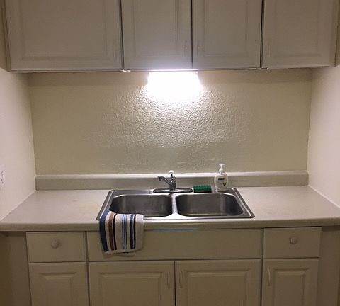 4th image of 522 N 5th Ave