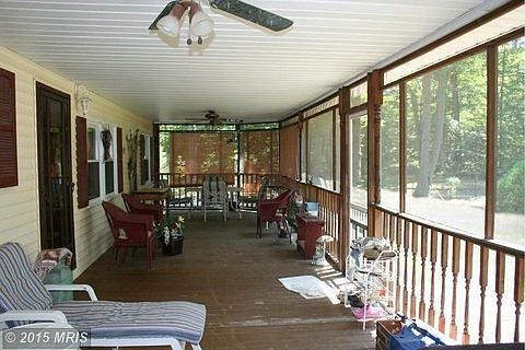 Enclosed porch