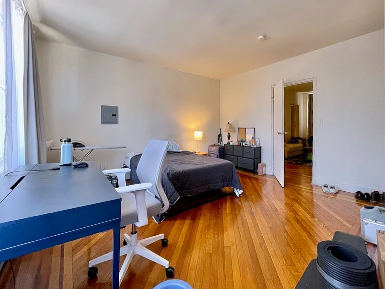 209 Ogden Ave #2 — Photo 5