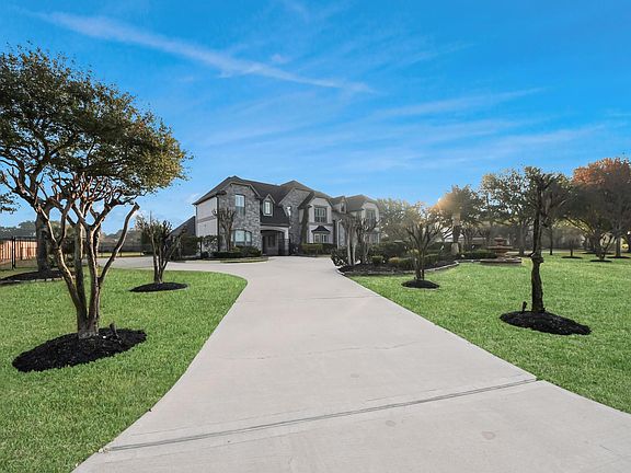 3rd image of 2211 Braer Ridge Dr