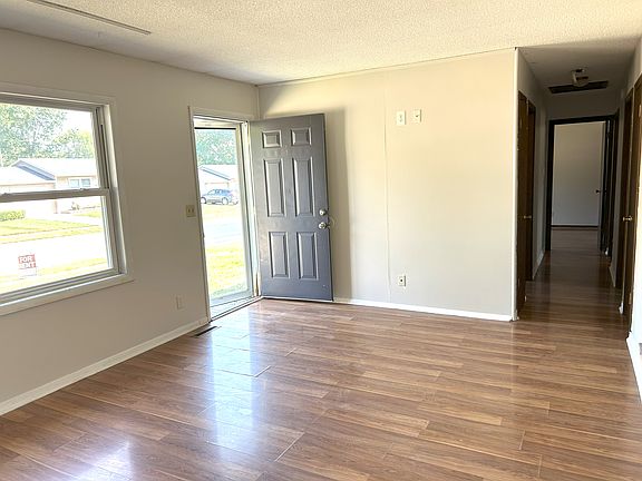 4th image of 3710 El Dorado Dr