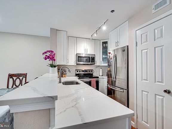 3rd image of 3311 Wyndham Cir APT 2189