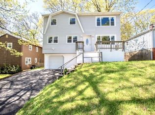 66 Laurie Rd, Landing, NJ 07850