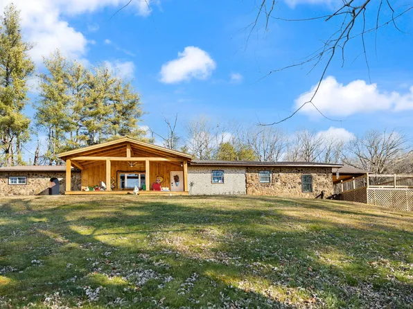 1047 Evergreen Rd, Flat Lick, KY 40935