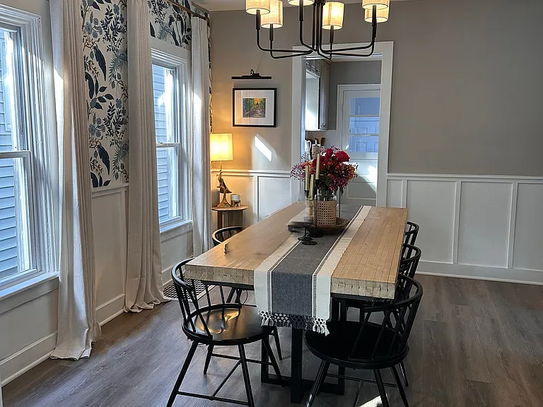 415 Bloom St — Photo 26