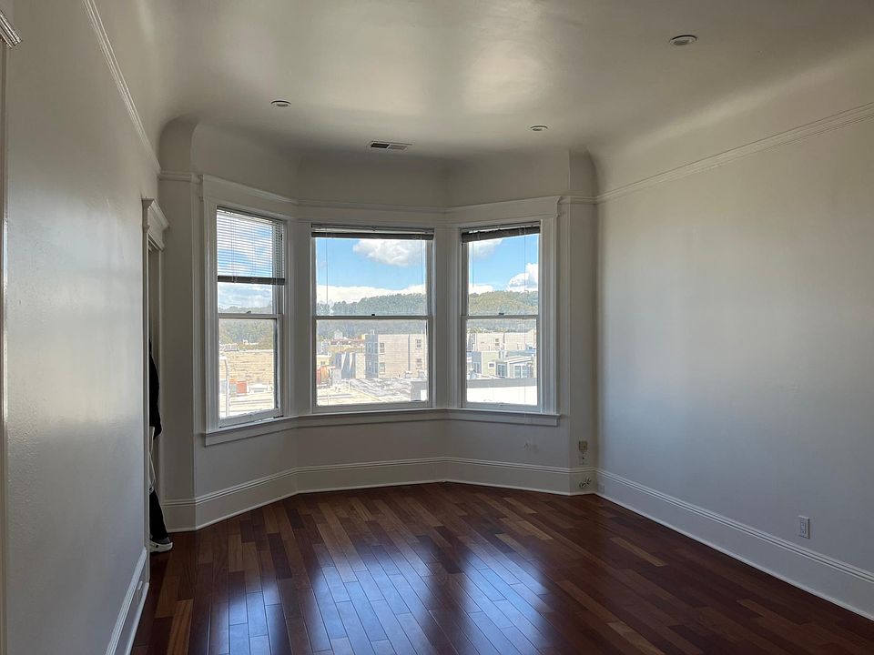 1st image of 833 Clement St
