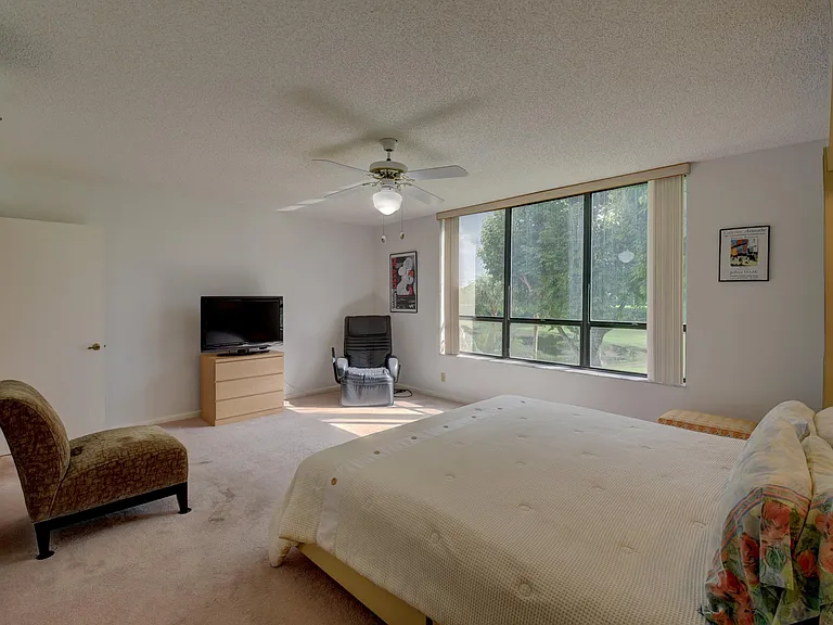 7194 Promenade Dr #202 — Photo 20