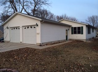 1127 S 27th St, Fort Dodge, IA 50501