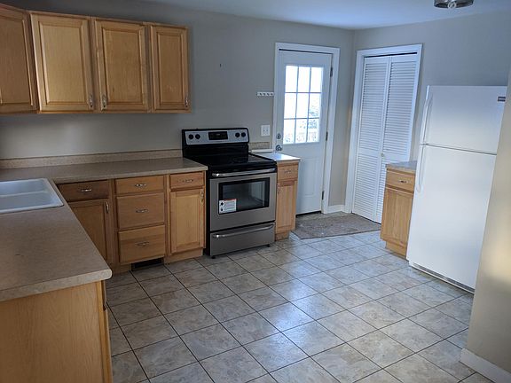 2nd image of 7419 Southwood Dr