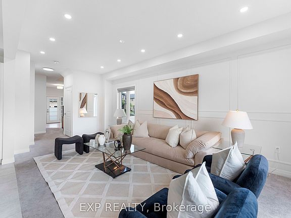 4th image of 520 Grey St #20