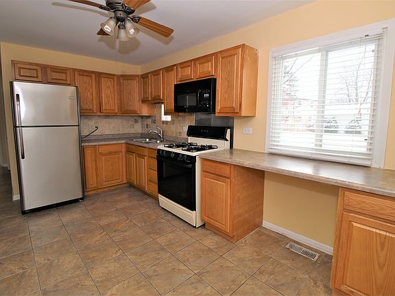 2nd image of 1519 Highland Ave