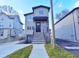 152 Davis Ave, Staten Island, NY 10310