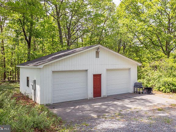 2nd image of 357 Hunting Ridge Rd