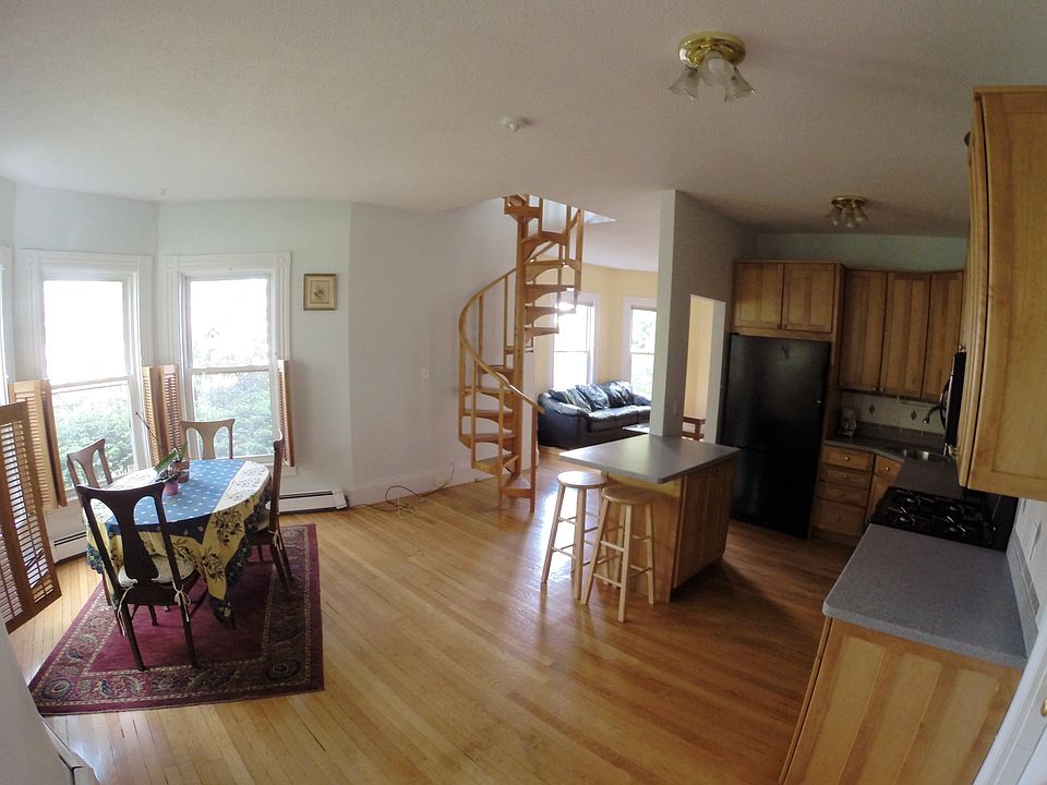 Dining Area and Kitchen