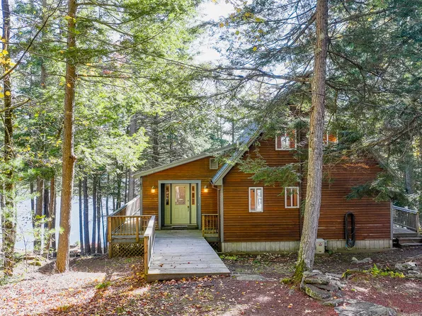 28 Millstone Drive, Liberty, ME 04949