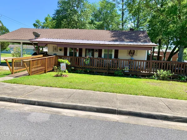 4219 Kreole Ave, Moss Point, MS 39563
