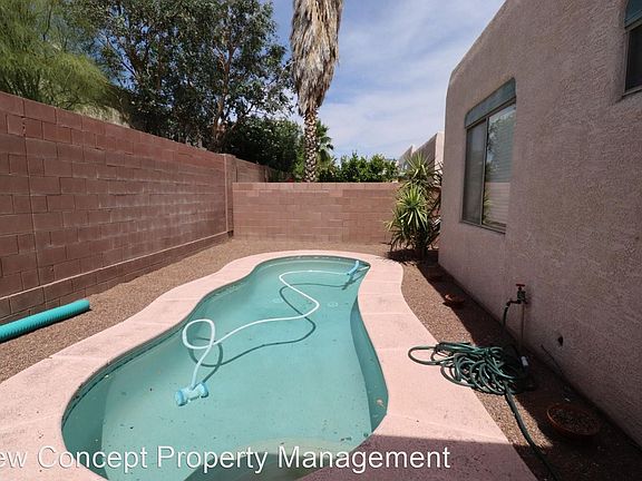 3rd image of 2700 W Camino Del Sitio