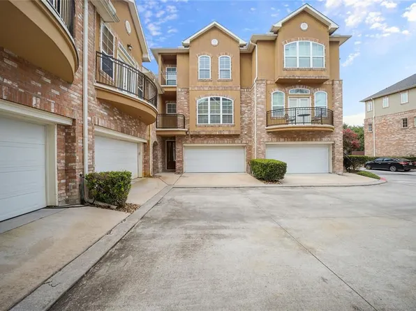 11 Versante Ct, Houston, TX 77070