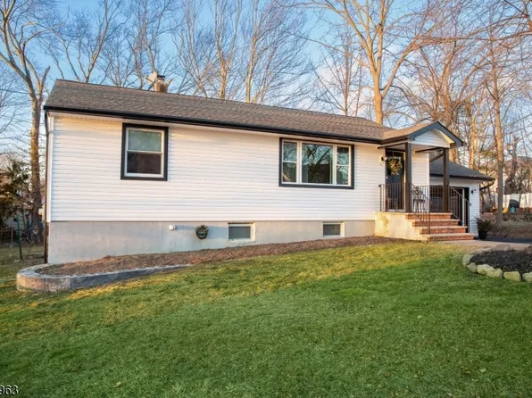 11 Barrington Rd, Parsippany-Troy Hills Twp., NJ 07054