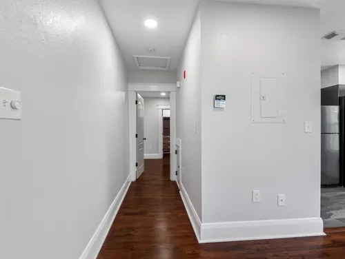 306 E Selma Ave #204 Photo 1