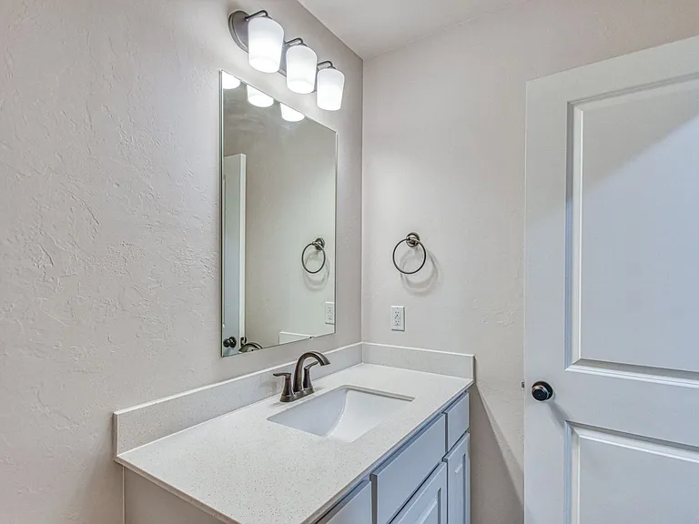 928 Varenna Ct — Photo 21